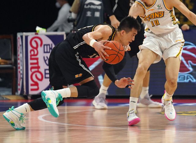 本赛季他是U21梯队不可或缺的一员，希望在未来几年里看到他在切尔西不断进步。